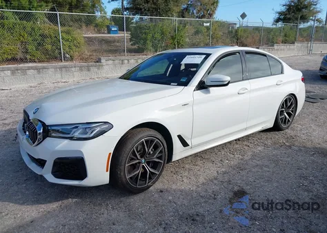 2022 BMW 540 I из США, поврежденный, VIN WBA53BJ09NWX53275